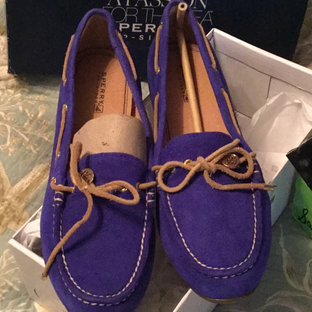 Sperry LAURA cobalt suade driving shoes.NFS do not buy. Reserved.